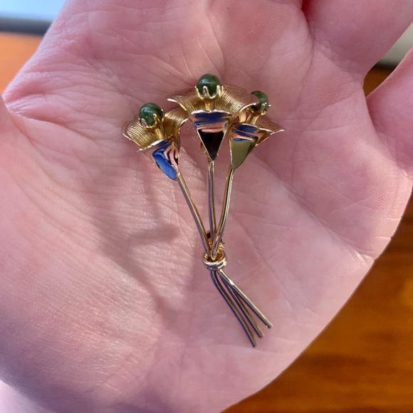 Ladies gold and jade stone bouquet brooch - Picture 7 of 11